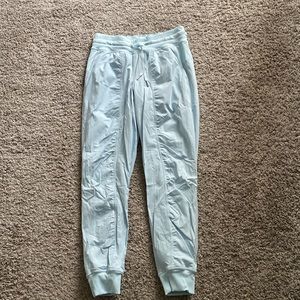 Never Worn - Lulu Lemon Dance Studio Mid-Rise Jogger
Full Length